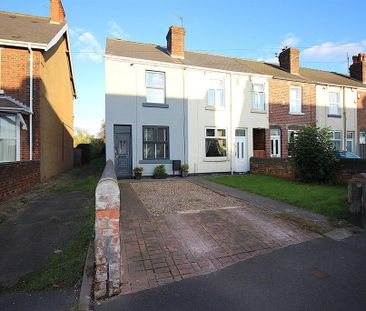 2 bedroom end of terrace house to rent - Photo 5