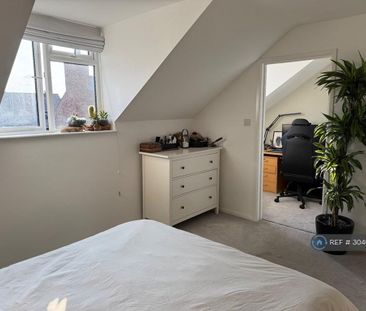 3 bedroom detached house to rent - Photo 3