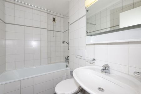 Dans un quartier calme - Photo 5