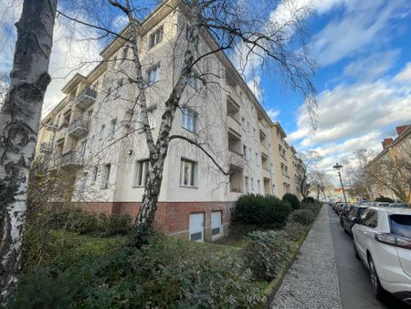 Sanierter Altbau in Steglitz sucht euch! - Foto 3