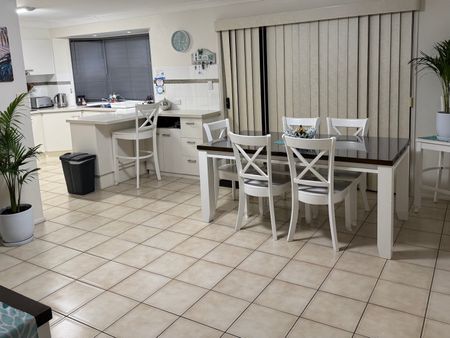 Burleigh Waters - Photo 3