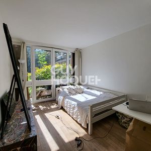 STUDIO en rez de jardin - Photo 2