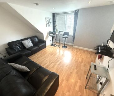 1 bedroom flat to rent - Photo 2