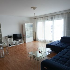 Location Appartement 3 pièces 78m² ST JEAN DE BRAYE 45800 - Photo 2