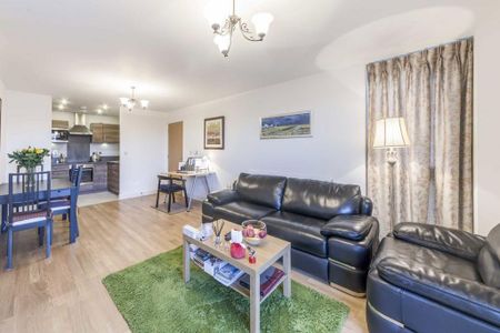 2 bedroom flat to rent - Photo 4