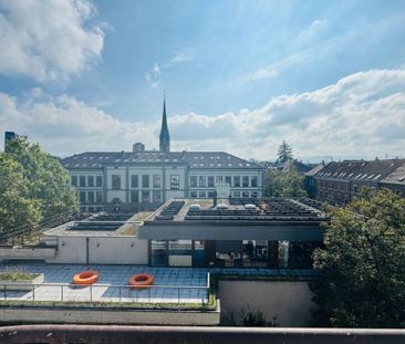 2.5-Zimmerwohnung mit Balkon, eigenem Waschturm, Keller und Veloraum - Photo 3