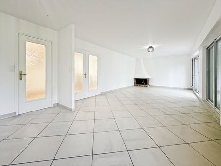 Appartement T5 près de RIS ORANGIS à louer - Photo 4