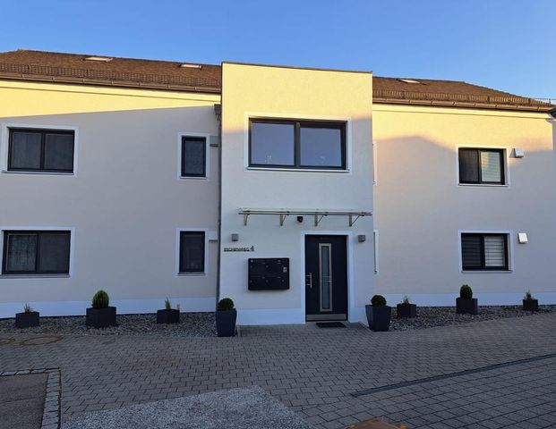 Charmante 3-Zimmer-Ergeschoss Wohnung in Großmehring zu vermieten - Photo 1