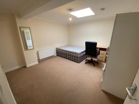 5 bedroom house to rent - Photo 3