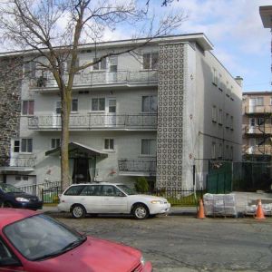 Grand 4 1/2 Au 3e étage Avec Balcon - Photo 3