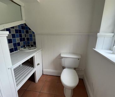 4 bedroom detached house to rent - Photo 3