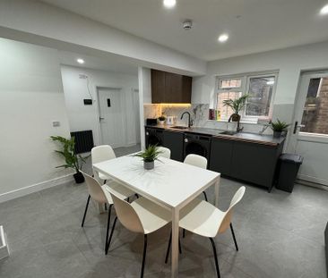 1 bedroom in a house share to rent - Photo 6