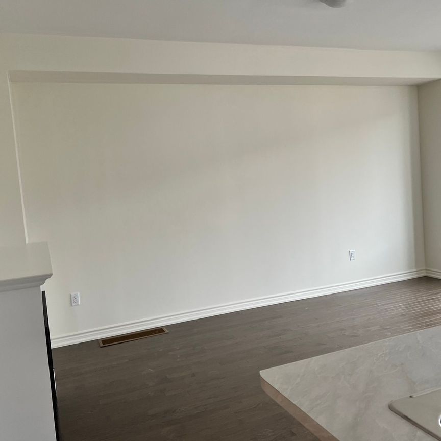 For Lease - 92 Ogston Crescent, Whitby, Ontario - Photo 1