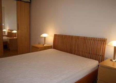 1 Bed Flat, Deals Gateway, SE13 - Photo 2