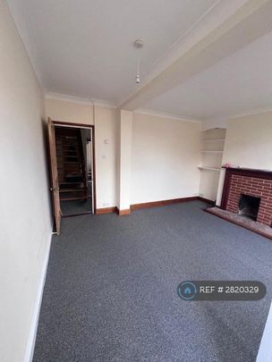 2 bedroom semi-detached house to rent - Photo 1