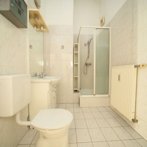 EINZIEHEN & WOHLFÜHLEN! Grün, zentral, genial – Wohnen mit Wohlfühlfaktor im Herzen von Graz! - Photo 1