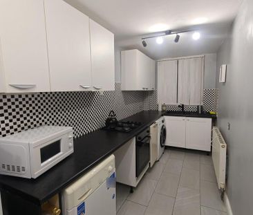 1 bedroom ground floor maisonette to rent - Photo 2