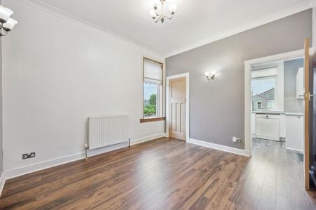 4 bedroom semi-detached bungalow to rent - Photo 5