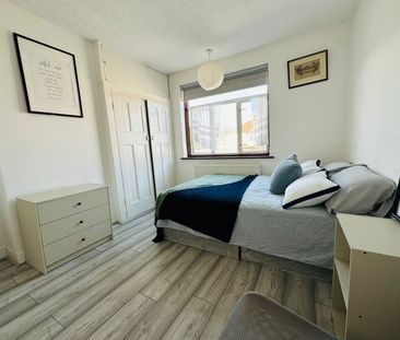 Room in a Shared House, Mount Pleasant, HA0 - Photo 1