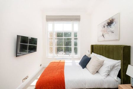 A smart two bedroom, two bathroom flat of just over 760 sq. ft situated on the second floor (with lift), located on the west side of Lexham Gardens that is separated by Marloes Road. Tenancy Length: Minimum 12 months EPC Rating C | Council Tax Band F - Photo 2