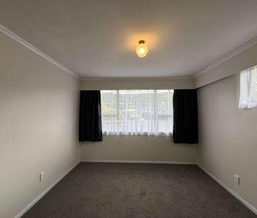 Wainuiomata 3 Bedrooms - Photo 5