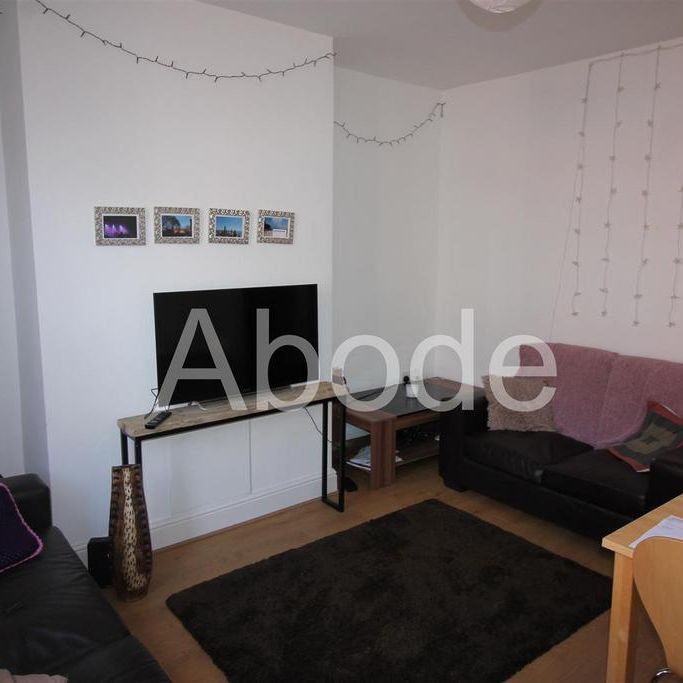 2 bedroom house to rent - Photo 1