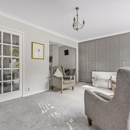 3 bedroom terraced house to rent - Photo 1