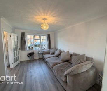 3 bedroom terraced house to rent - Photo 1