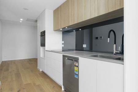 Welcome to The Sullivan - Photo 5