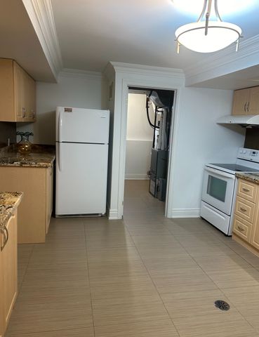 For Lease - 190 Falstaff Avenue Unit# BSMT, Toronto, Ontario - Photo 5