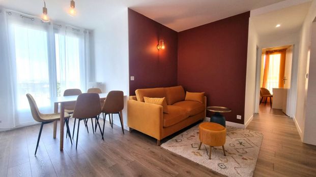 Location Appartement 6 pièces Meublé 9m² HEROUVILLE ST CLAIR 14200 - Photo 1