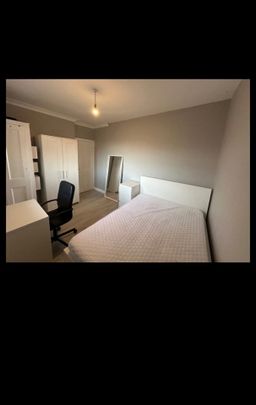 Room in a Shared House, Edred House, E9 - Photo 1