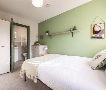 1 bedroom in a house share to rent - Photo 4