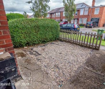 16 Ingleborough Avenue - Photo 6