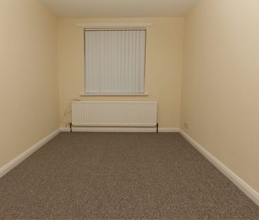 End of terrace house to rent on - Photo 6