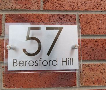 57 Beresford Hill, - Photo 1