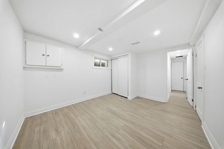 For Lease - 32 Forge Drive, Toronto, Ontario - Photo 5