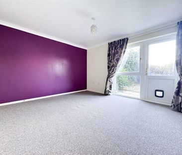 Jephson Close, Eastbourne, BN20 7JJ - Photo 1