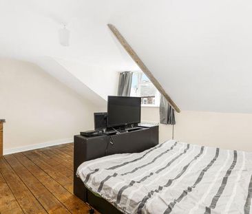 4 bedroom terraced house to rent - Photo 5