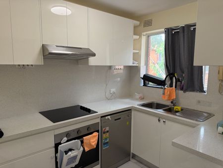 2 st Floor - Renovated 1 Bedroom Unit - Photo 5