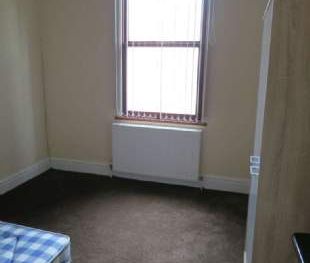 2 bedroom property to rent in Manchester - Photo 1