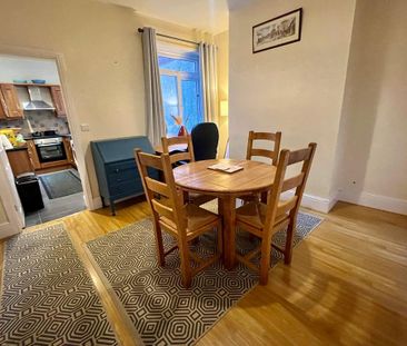 2 bedroom terraced house to rent - Photo 2