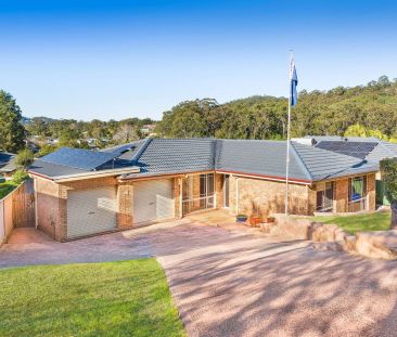 Newly Renovated Family Home with Separate Home Office/Studio - Photo 5