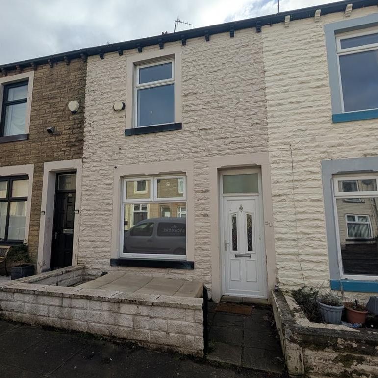 3 bedroom terraced house to rent - Photo 2