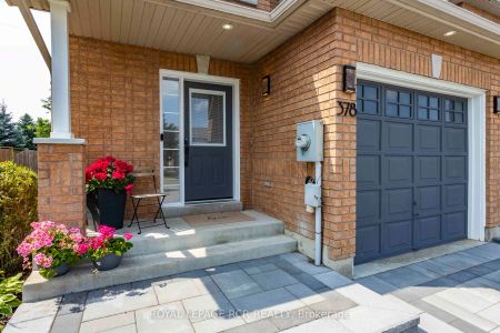 Condo Townhouse For Lease | N9256468 - Photo 4