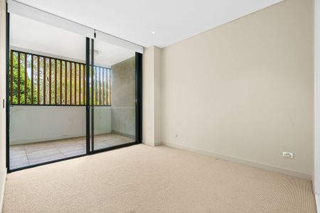 Luxurious One Bedroom Apartment - Photo 4