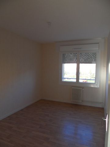 Location - Appartement T4 - 73 m² - Novillars - Photo 5