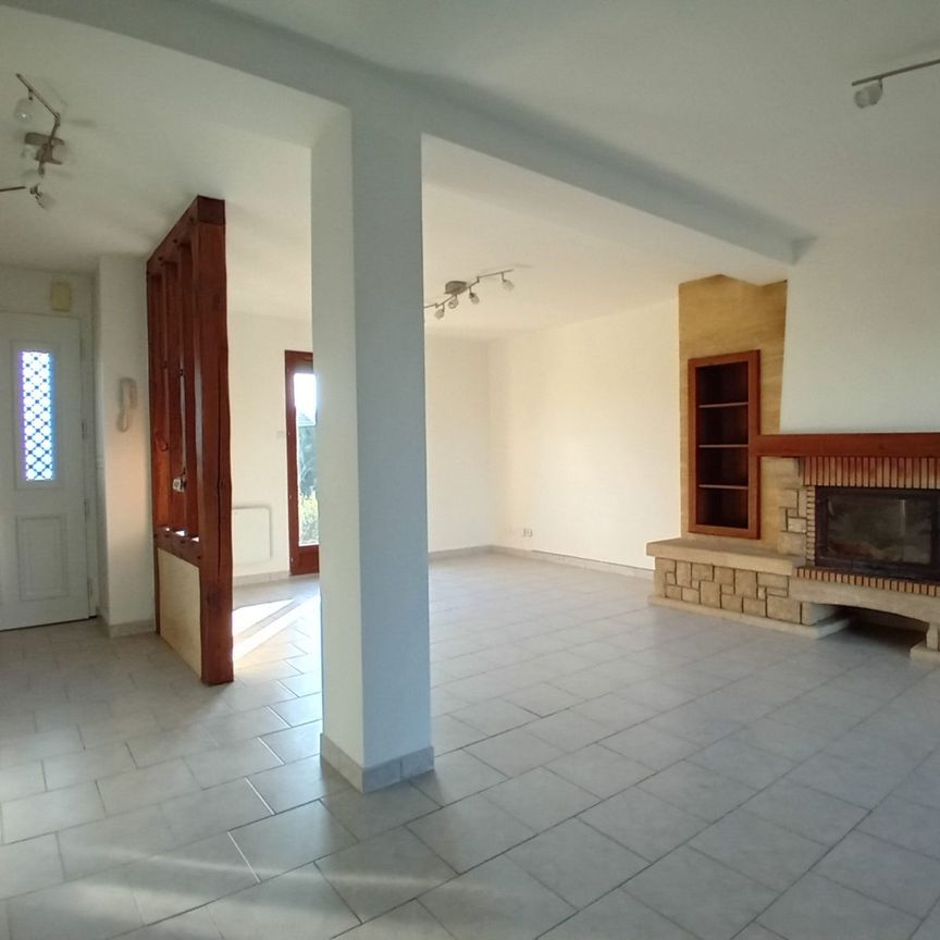 LOCATION MAISON INDIVIDUELLE - TOURNY - Photo 1