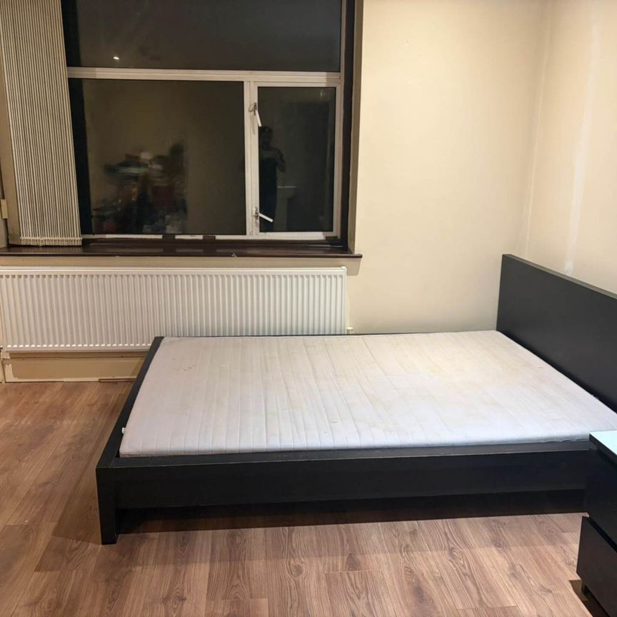 Price £1,100 pcm - Available 17/01/2026 - Furnished - Photo 1