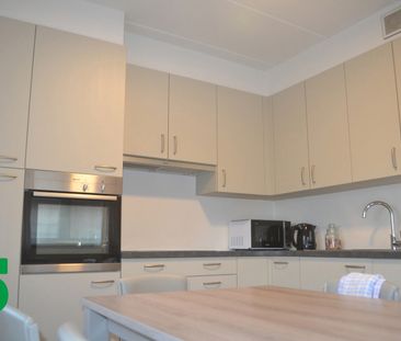 Centraal gelegen recent gelijkvloers appartement - Foto 4